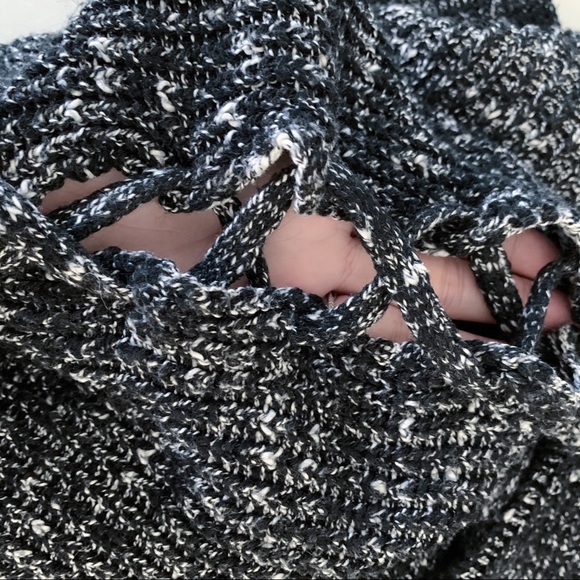 AE // Side Lace-Up Crew Sweater - Picture 6 of 6